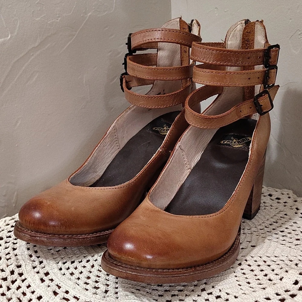 freebird Tan Leather Multi-Strap Block Heel Pumps - Picture 1 of 16
